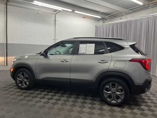 Certified 2024 Kia Seltos S image 9