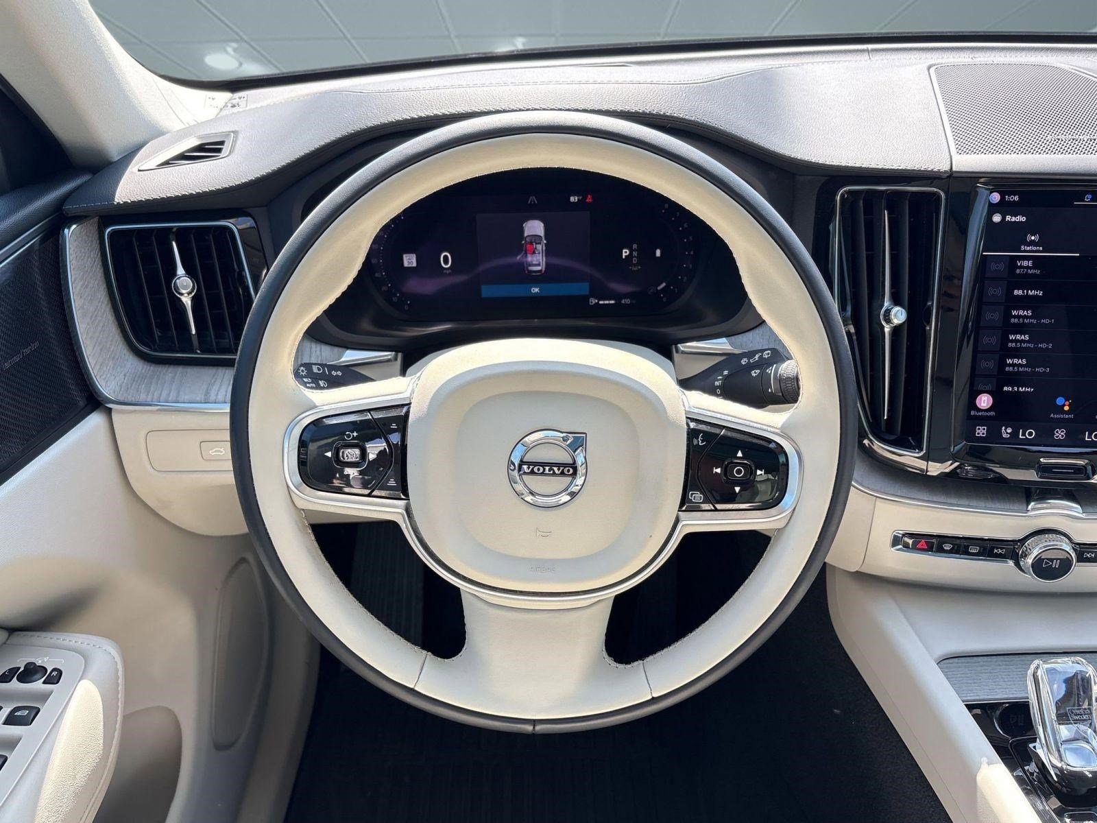 Used 2023 Volvo XC60 B5 Ultimate w/ Climate Package image 16