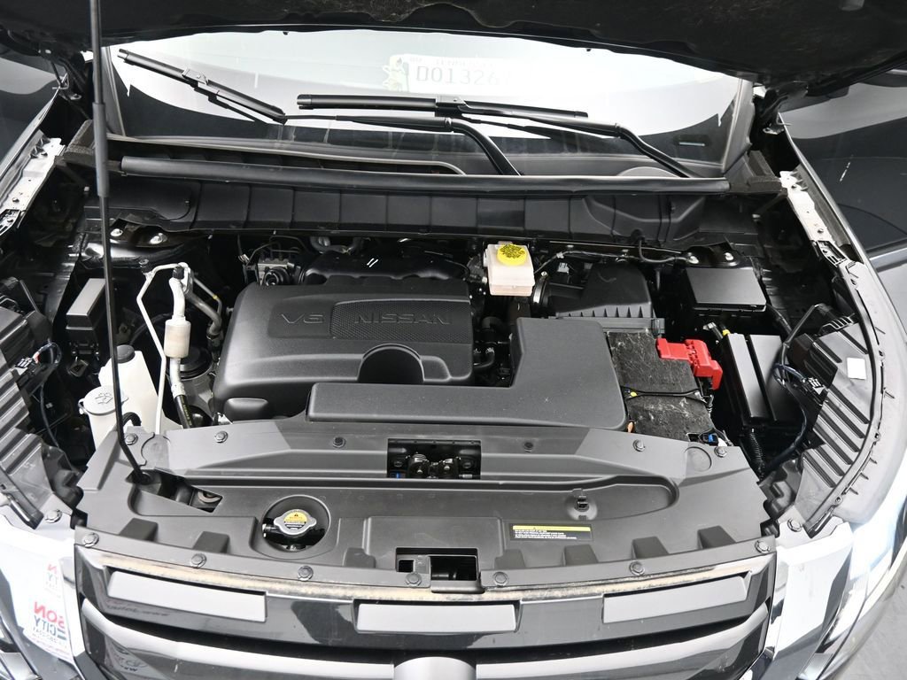 Used 2024 Nissan Pathfinder Platinum w/ Cargo Package image 30