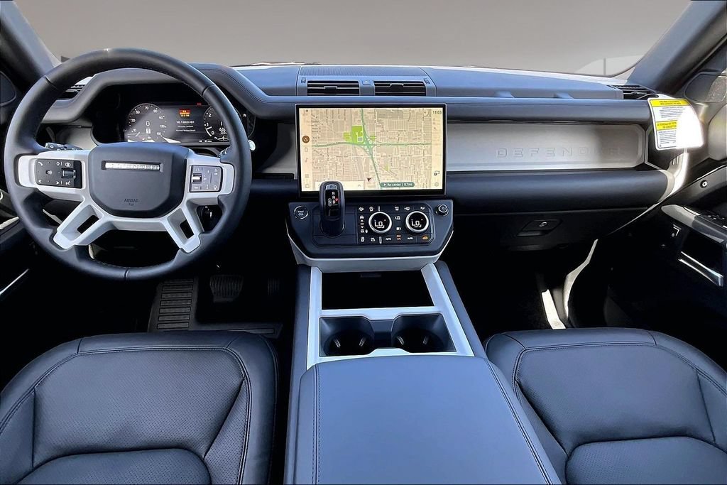 New 2026 Land Rover Defender 110 X-Dynamic SE AWD/4WD image 5