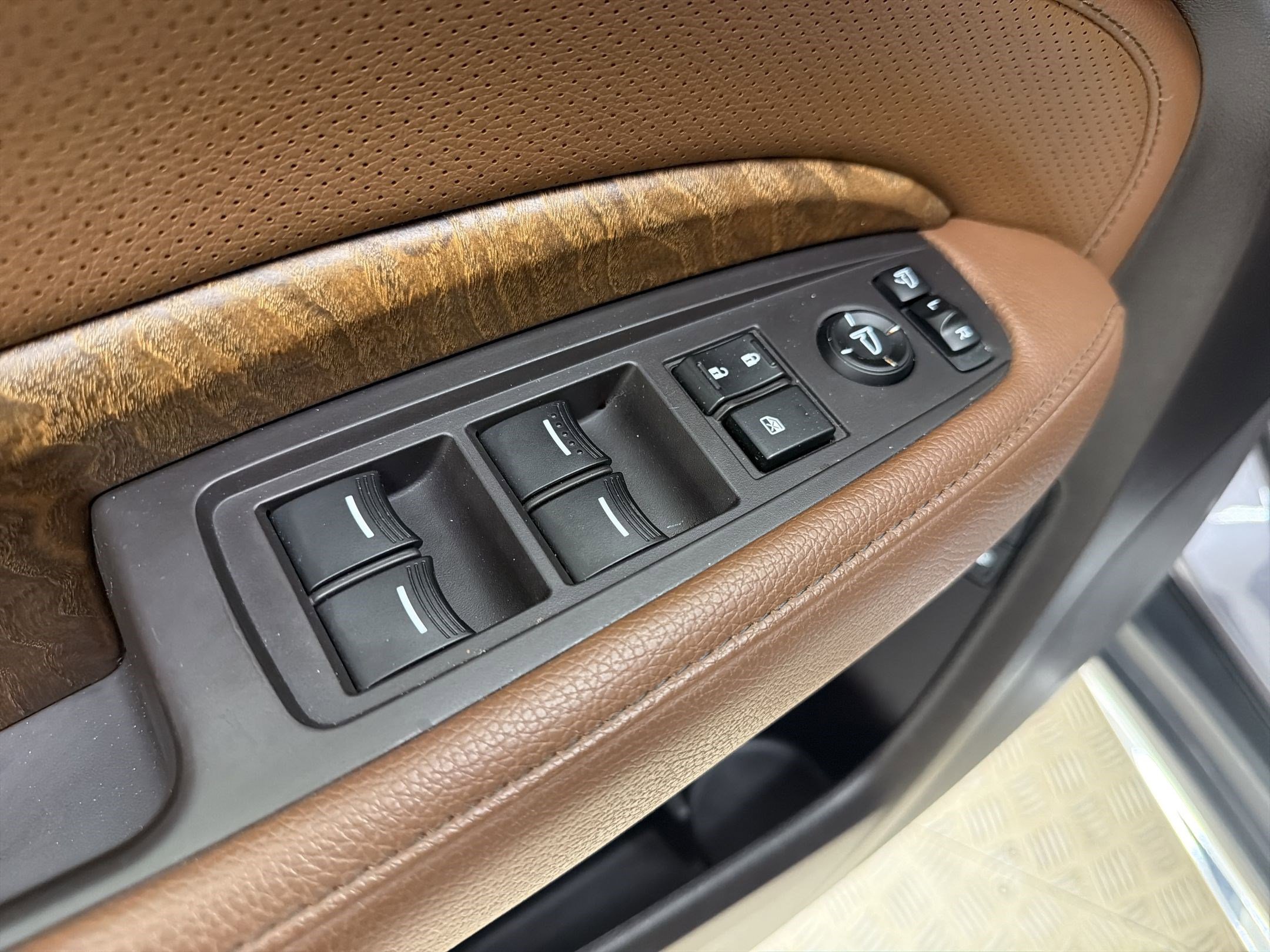 Used 2019 Acura MDX SH-AWD w/ Technology Package image 21