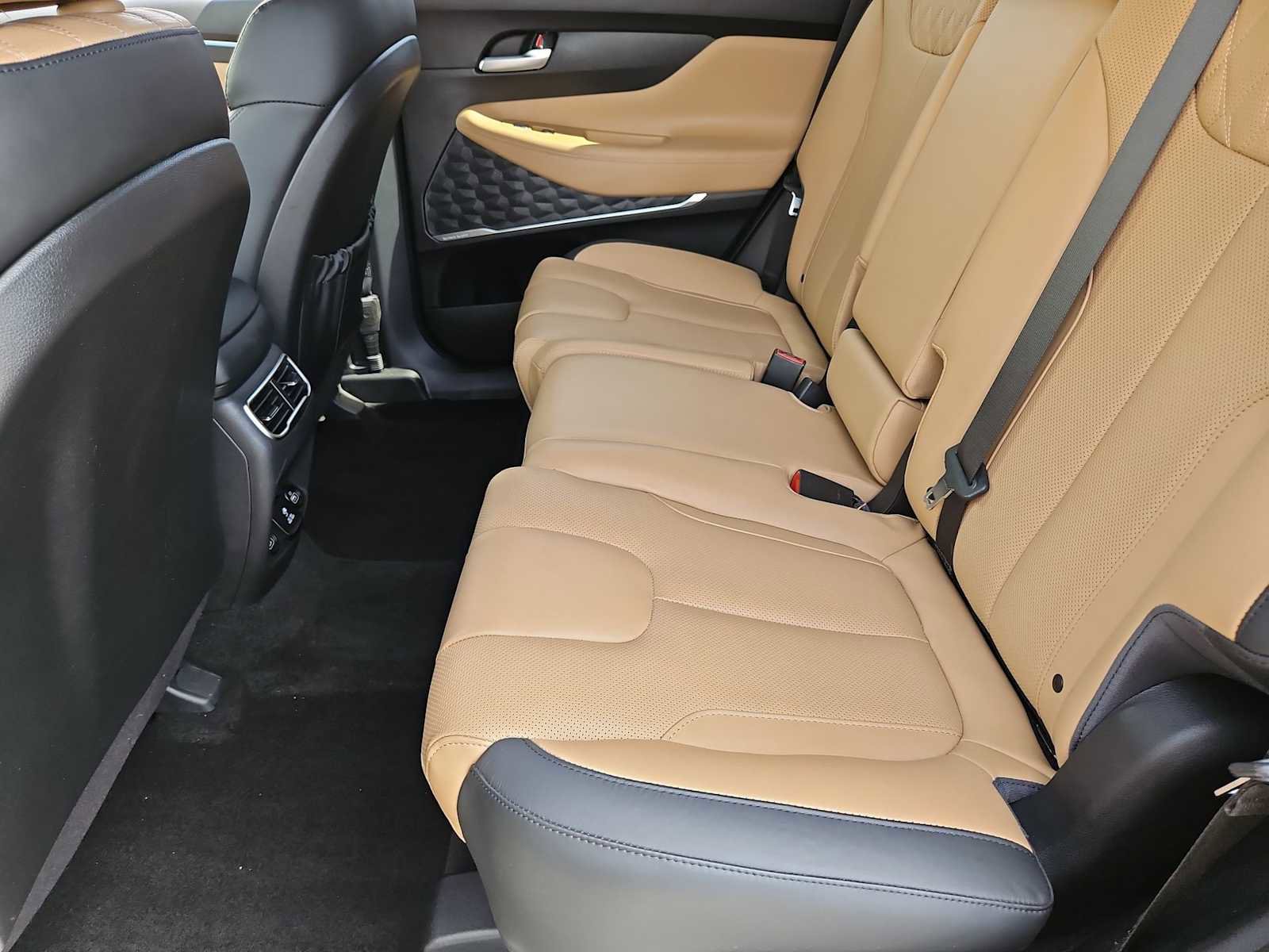 Certified 2023 Hyundai Santa Fe Calligraphy image 20