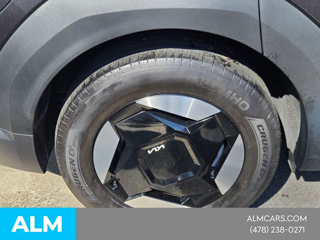 Used 2024 Kia EV9 Wind AWD/4WD image 14
