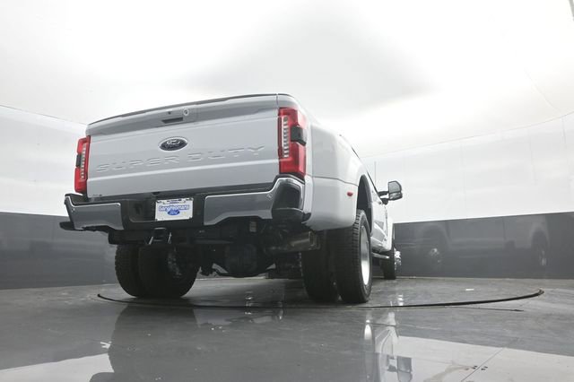 New 2026 Ford F450 Lariat AWD/4WD image 36