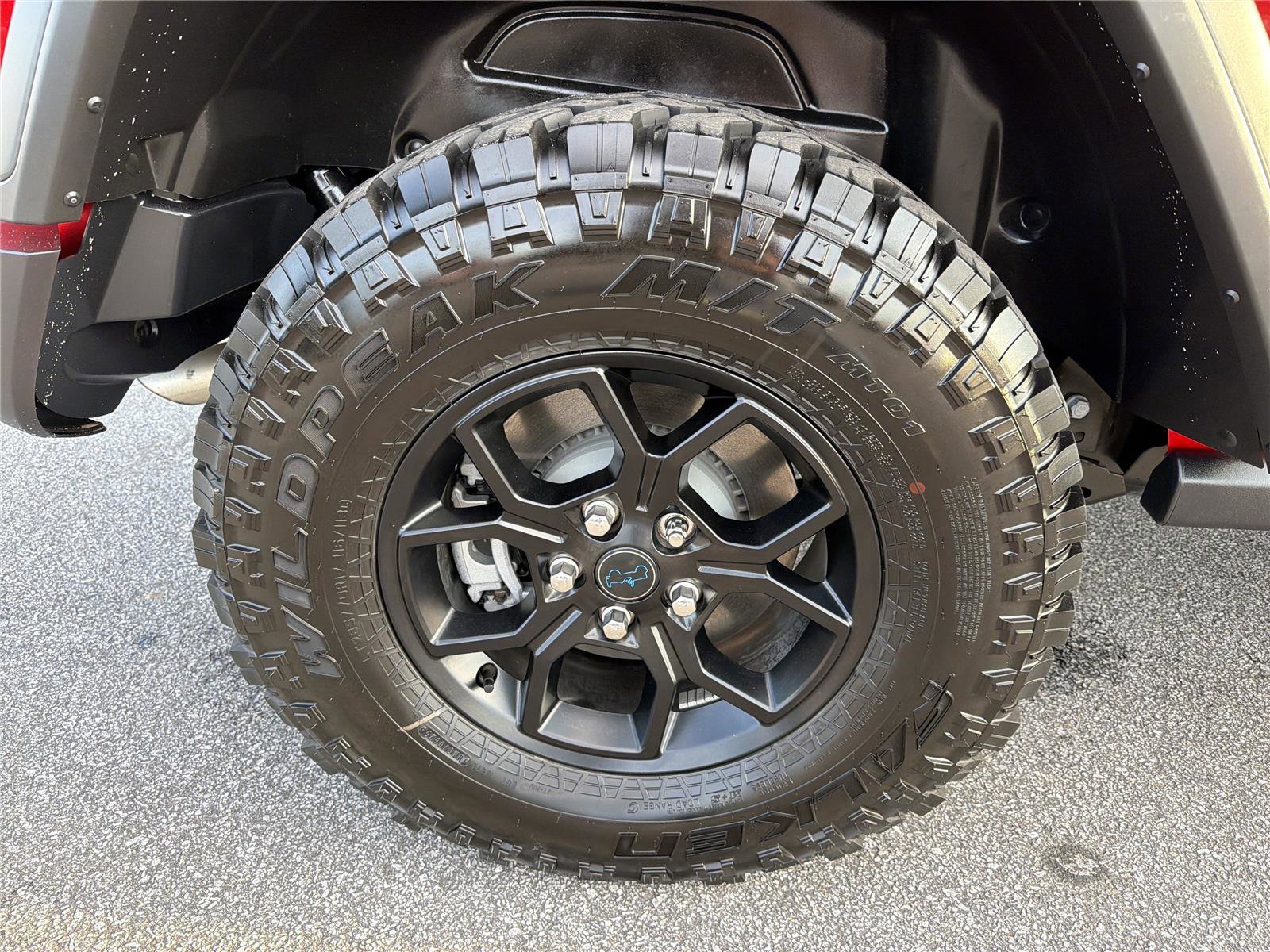 Used 2025 Jeep Wrangler Willys image 17