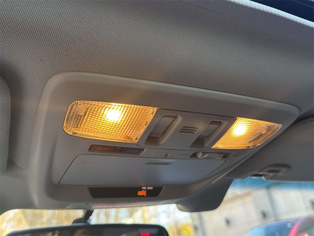 Used 2016 Subaru Outback 2.5i Premium image 29