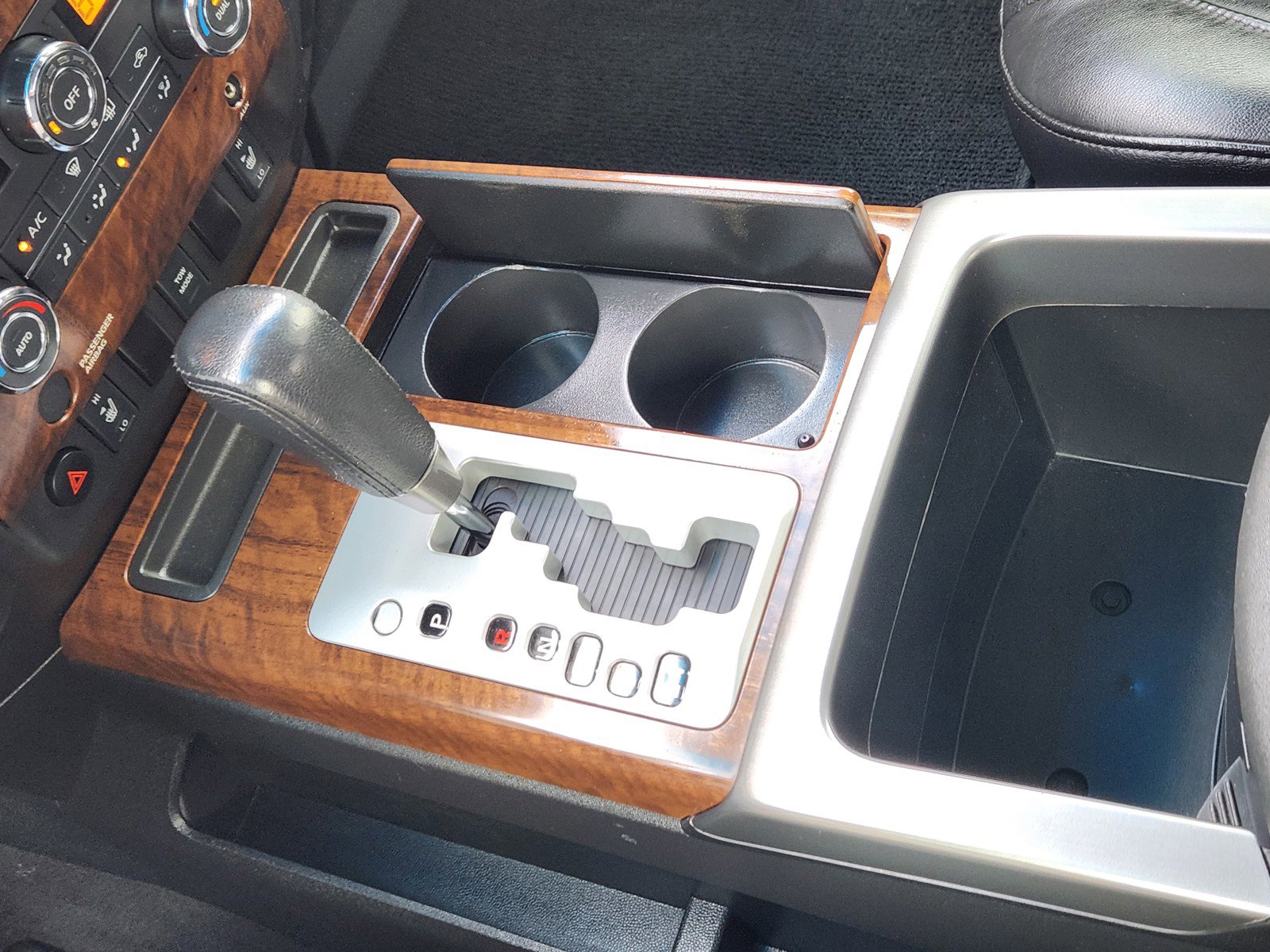 Used 2008 Nissan Titan XE RWD image 14