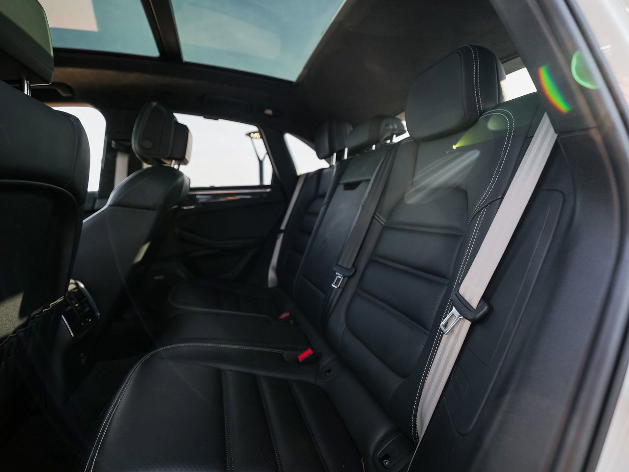 Certified 2022 Porsche Macan GTS image 24