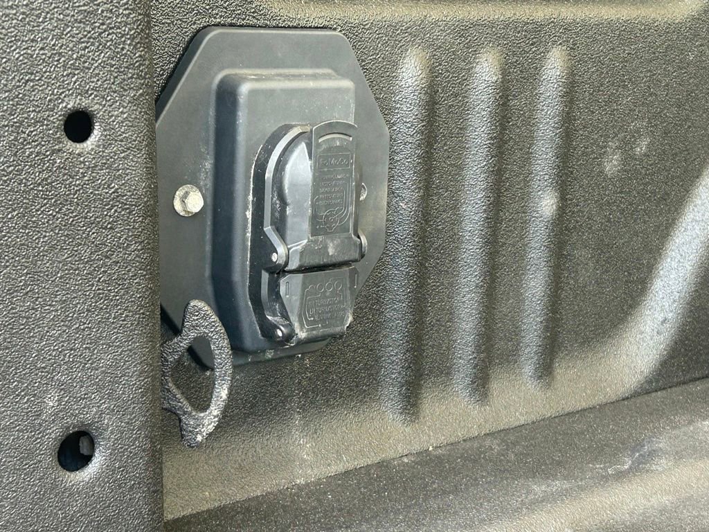 Used 2025 Ford F350 XLT AWD/4WD image 35