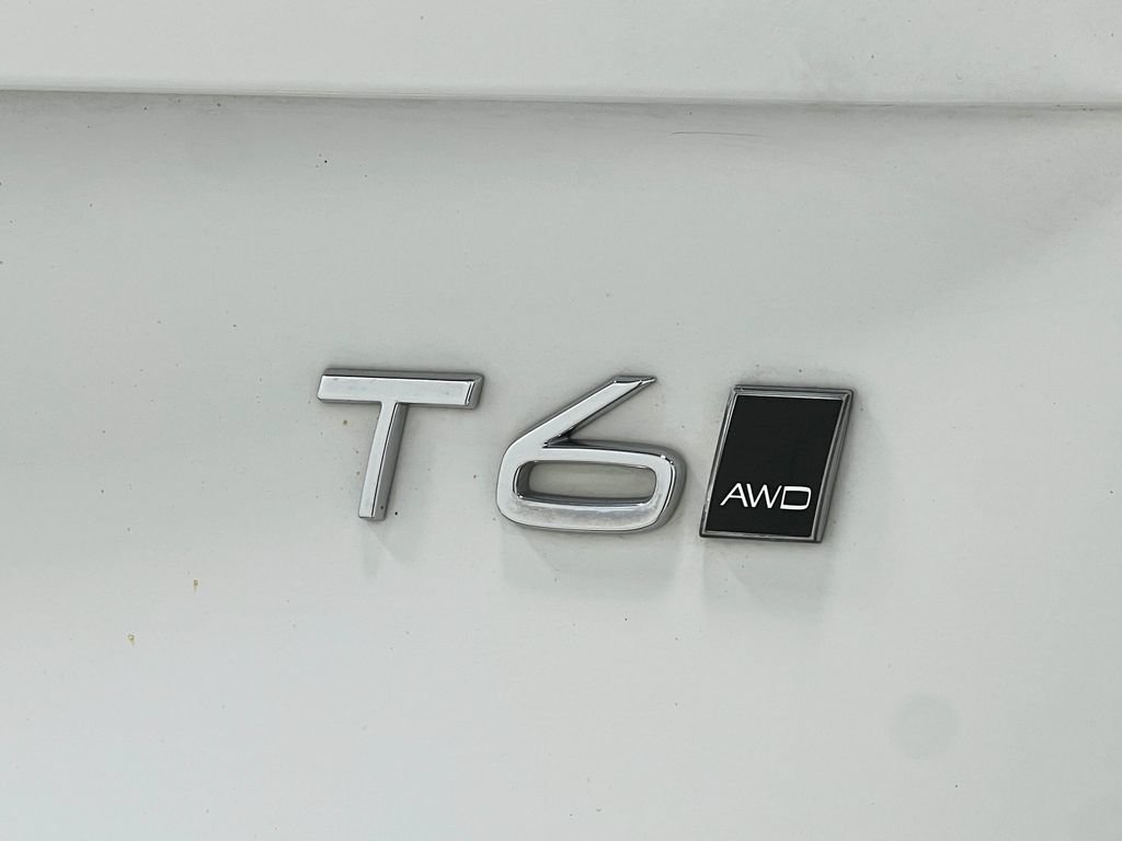 Used 2020 Volvo XC90 T6 Momentum AWD/4WD image 45