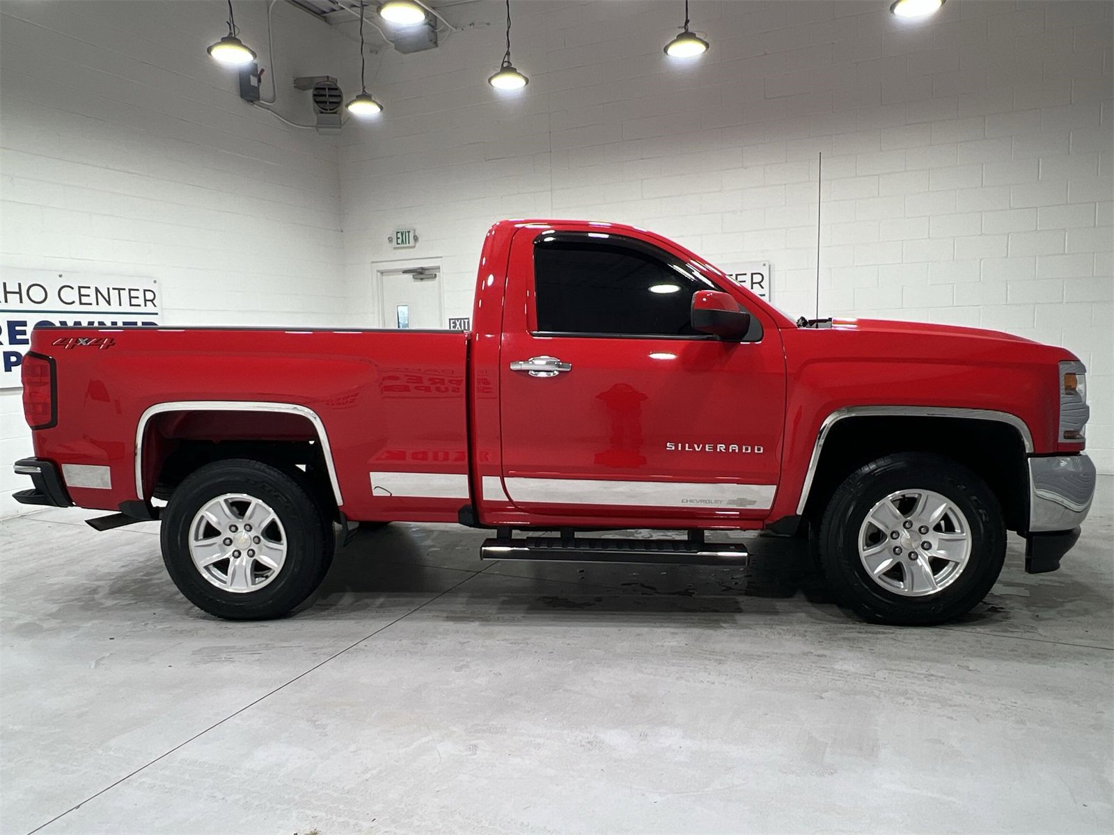 Used 2018 Chevrolet Silverado 1500 LT image 9