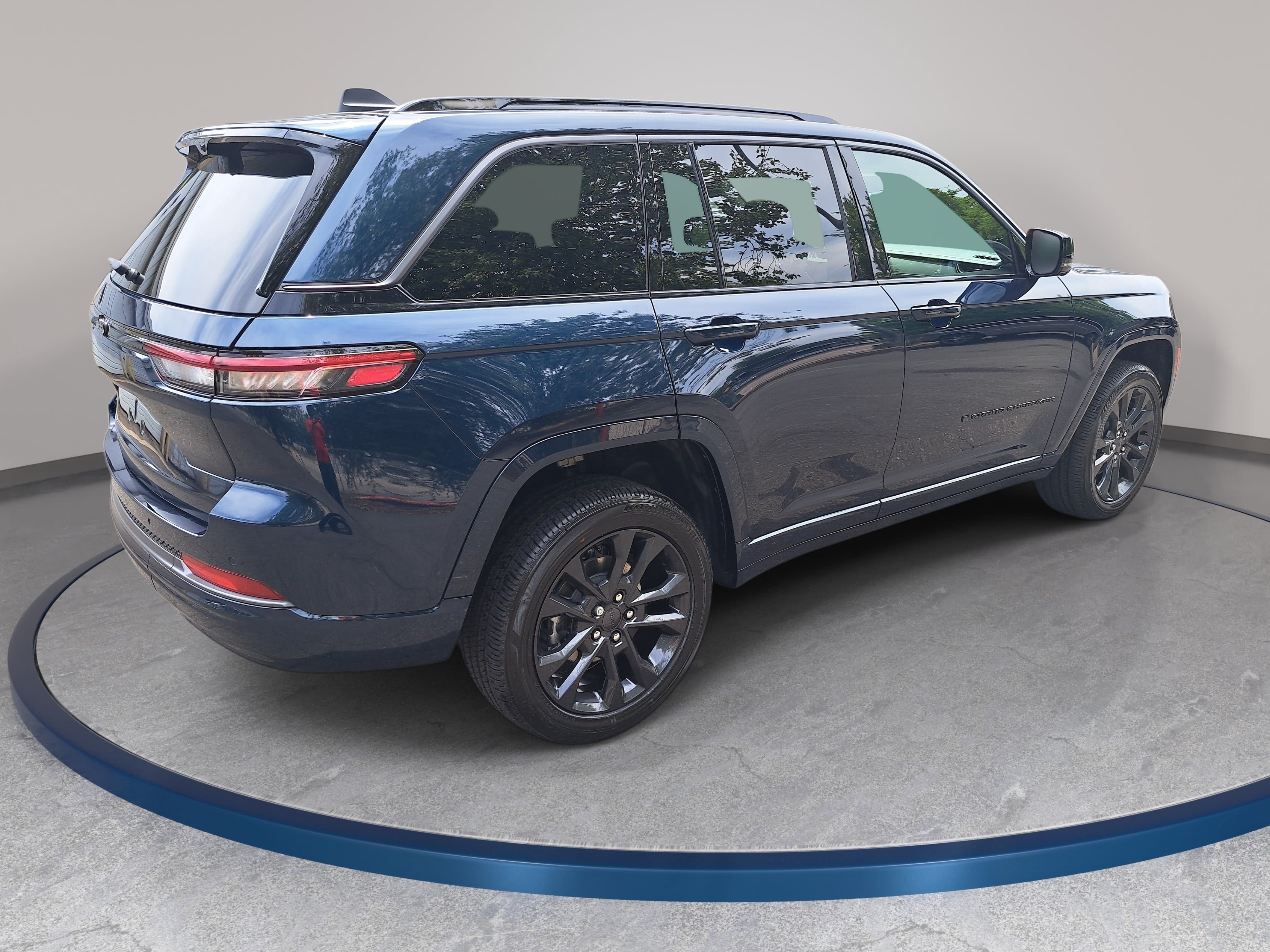 New 2026 Jeep Grand Cherokee Limited Reserve AWD/4WD image 5