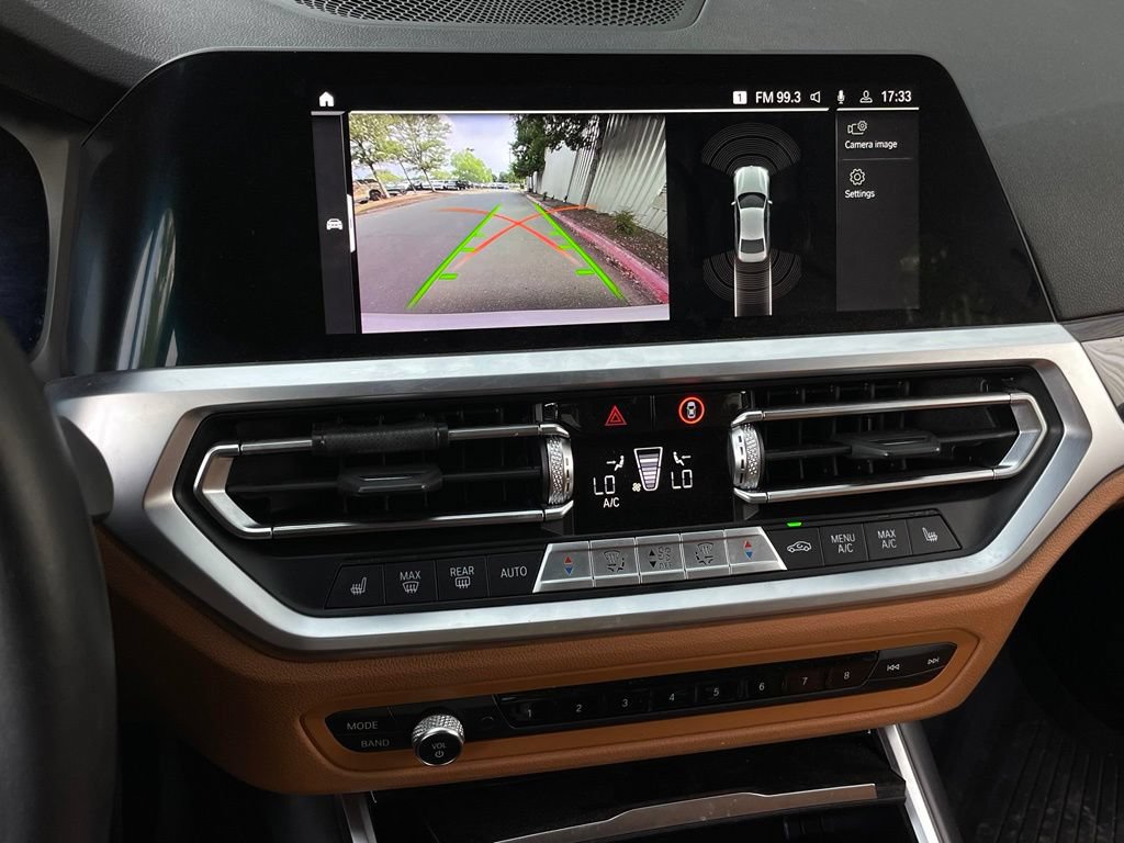 Used 2022 BMW 330i Sedan w/ Driving Assistance Package RWD image 18