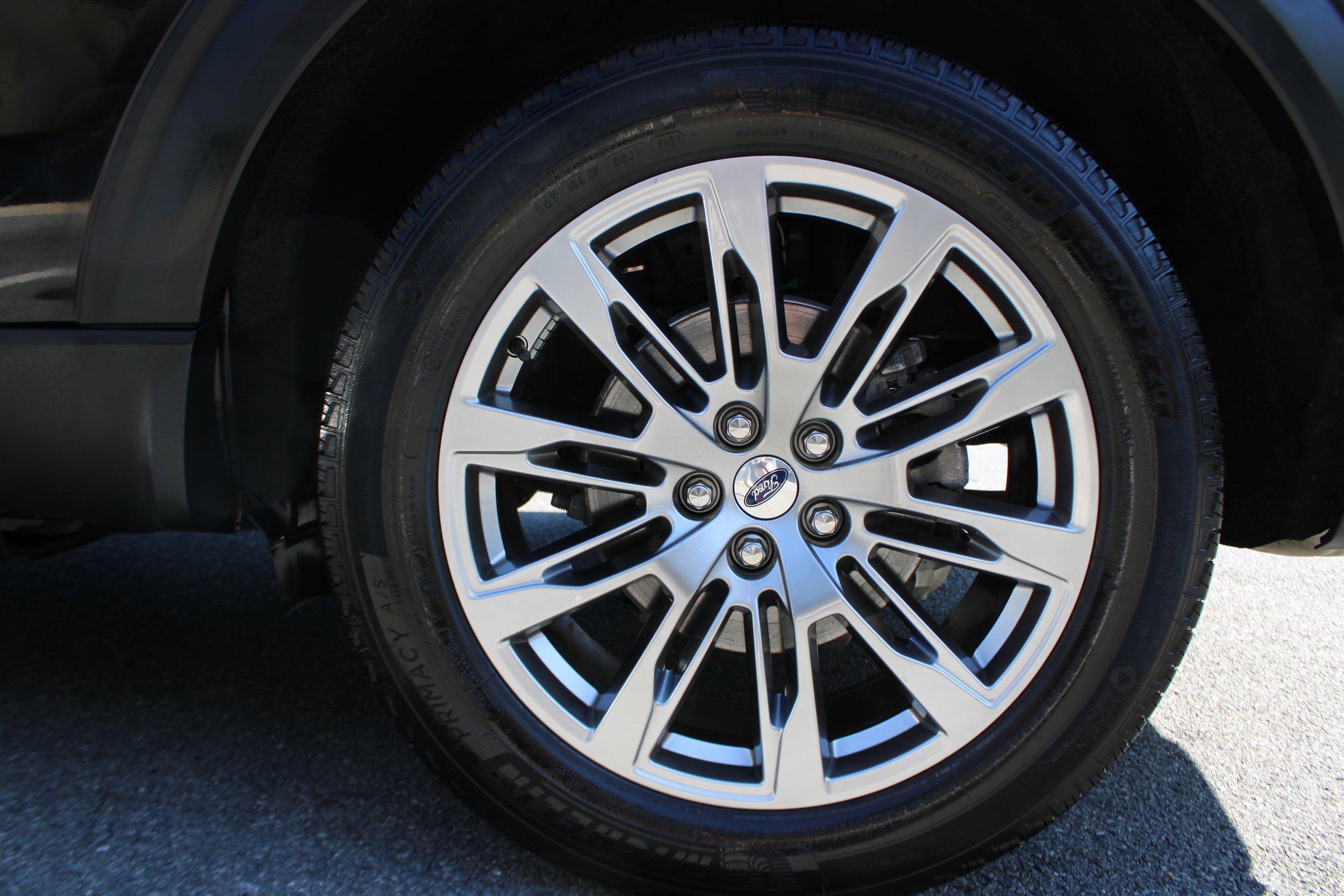 Used 2025 Ford Explorer Platinum AWD/4WD image 10