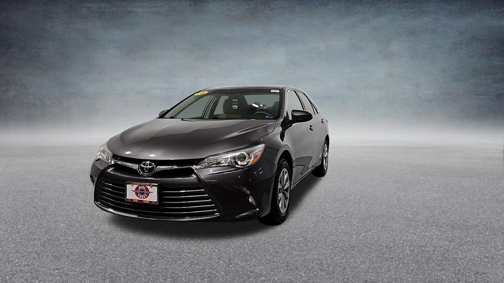 Used 2016 Toyota Camry LE