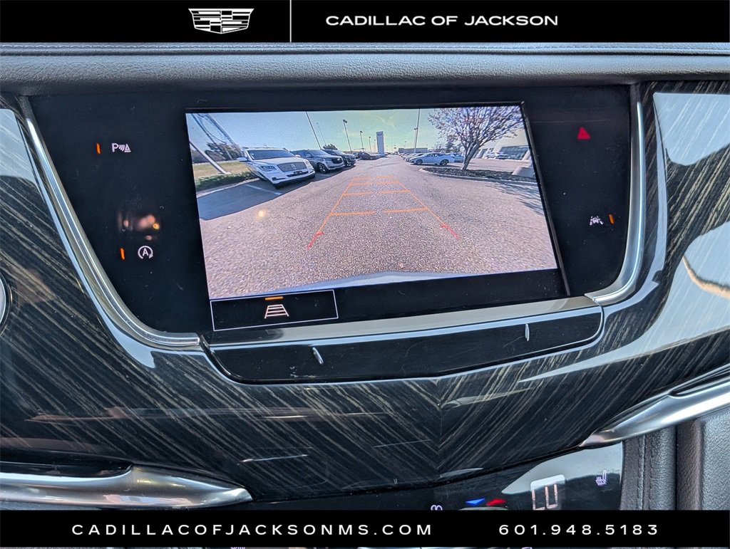 Used 2022 Cadillac XT6 Premium Luxury image 12