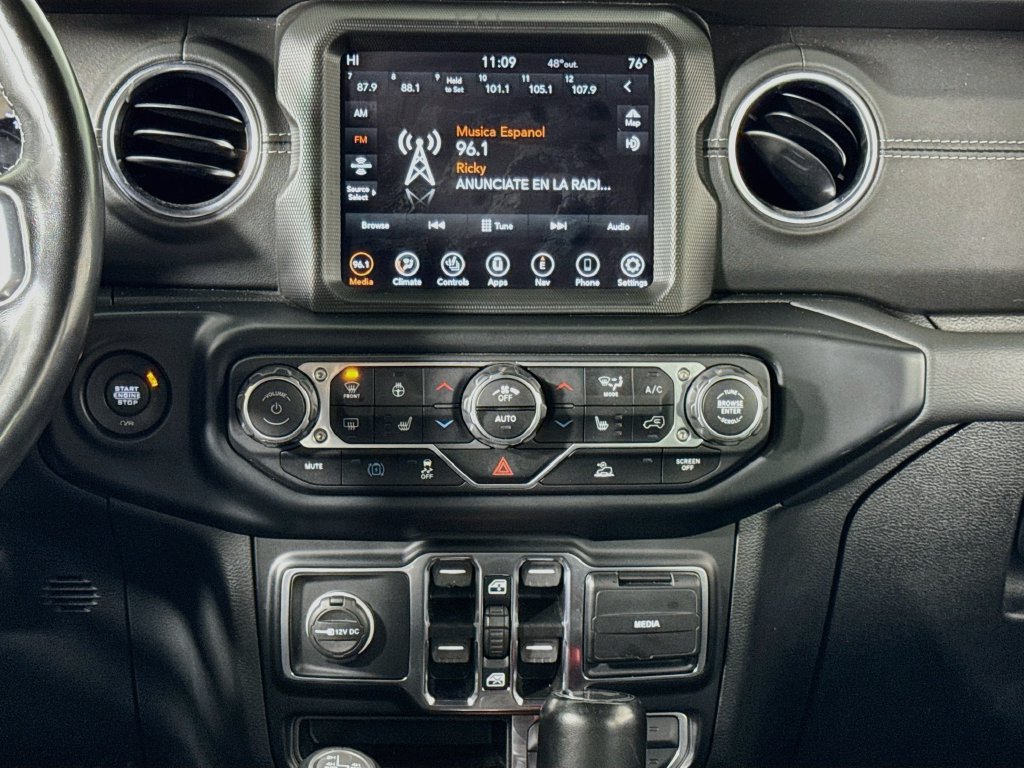 Used 2021 Jeep Wrangler Unlimited Sahara w/ Cold Weather Group AWD/4WD image 14