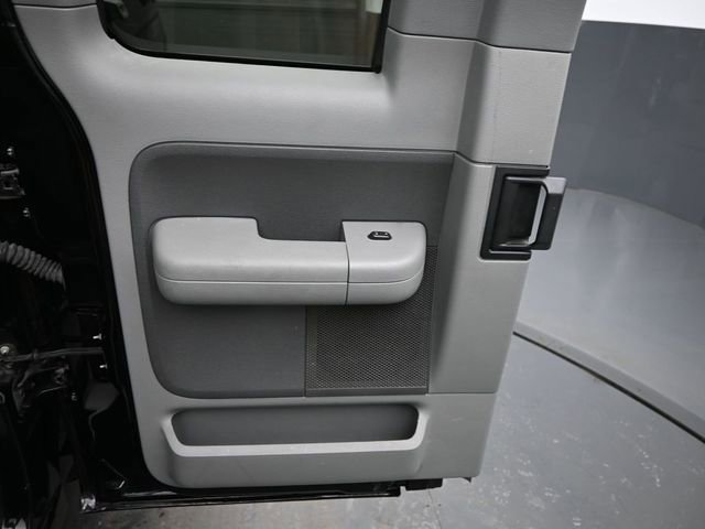 Used 2007 Ford F150 STX image 14