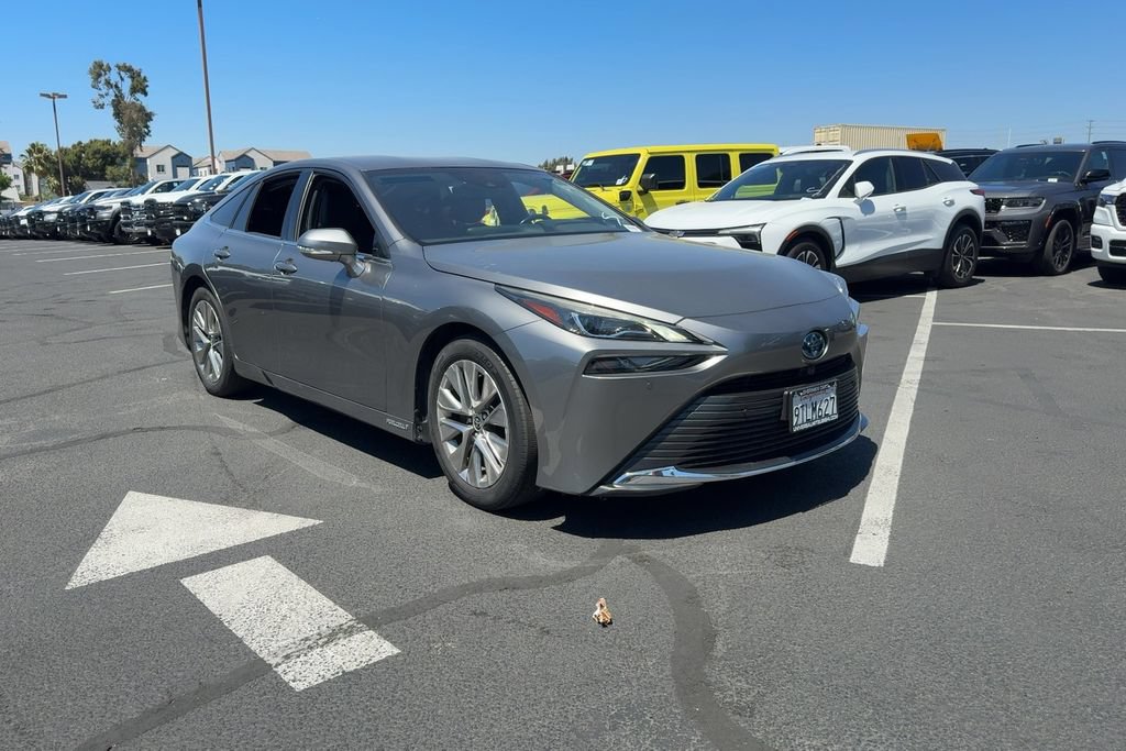Used 2022 Toyota Mirai w/ Advanced Technology Package RWD image 3