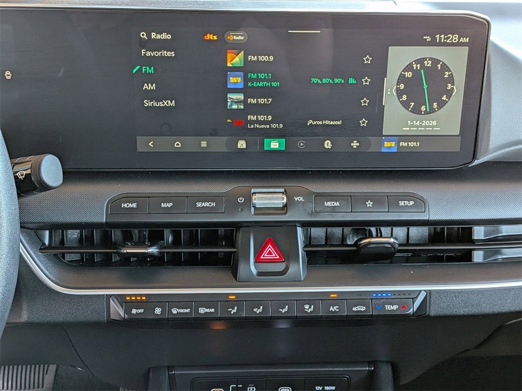 Used 2025 Kia K4 LXS image 16