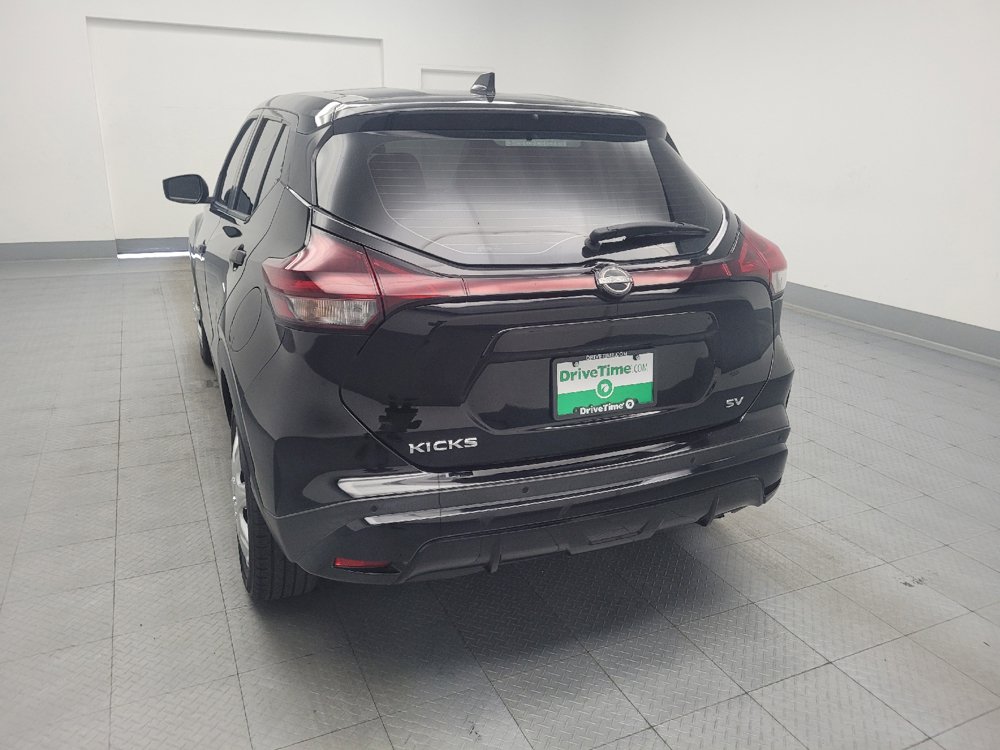 Used 2022 Nissan Kicks S FWD image 6