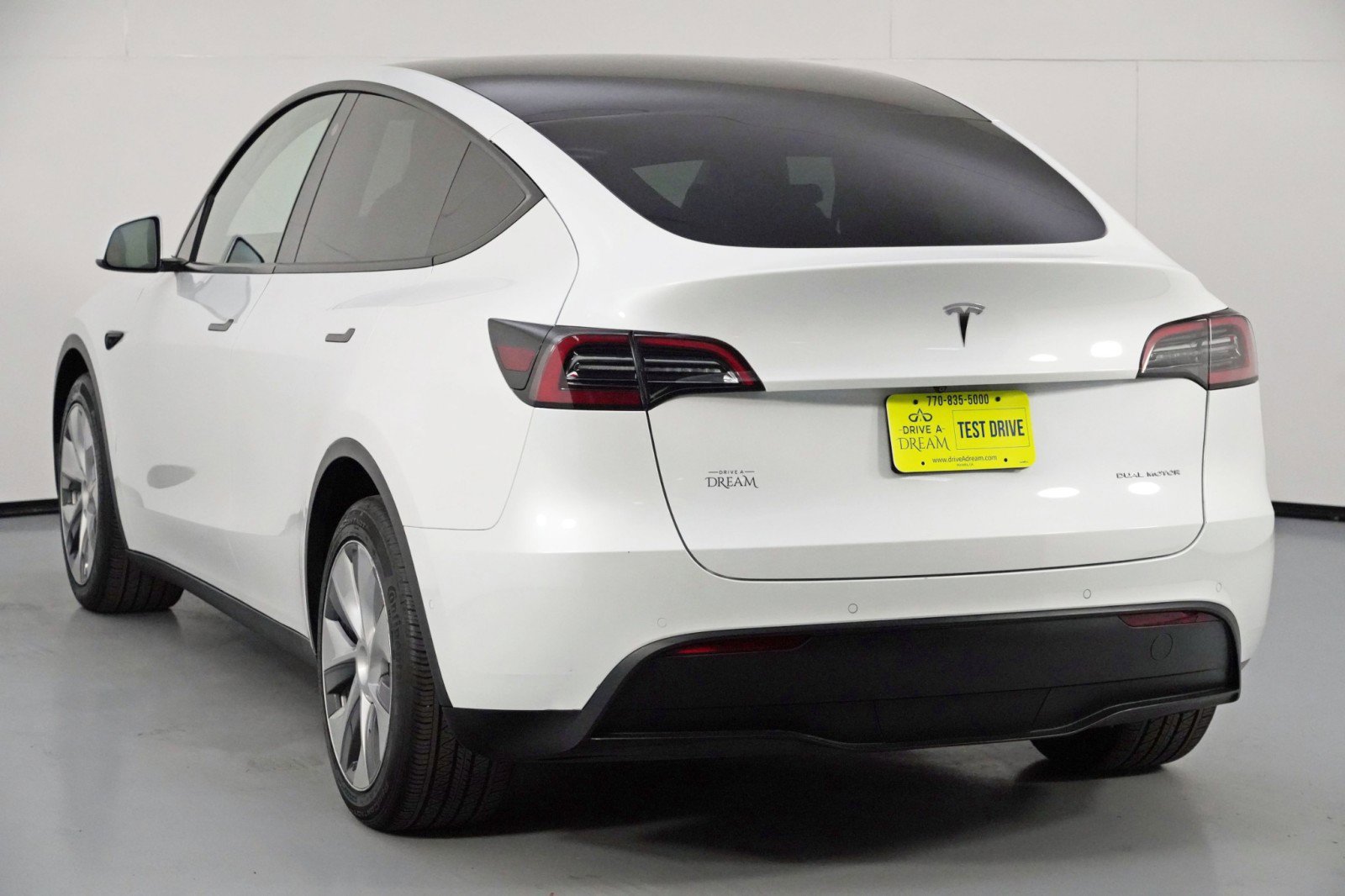 Used 2021 Tesla Model Y Long Range image 50