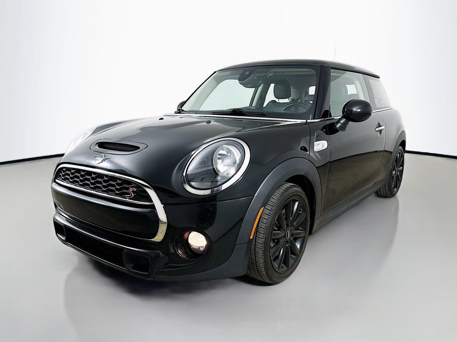 Used 2019 MINI Cooper S