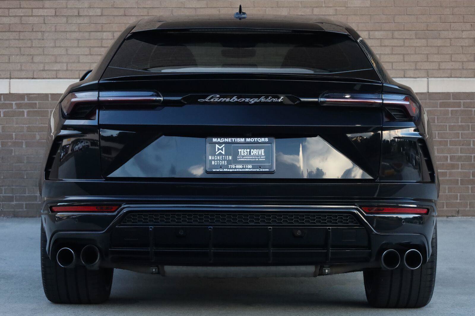 Used 2021 Lamborghini Urus AWD/4WD image 15