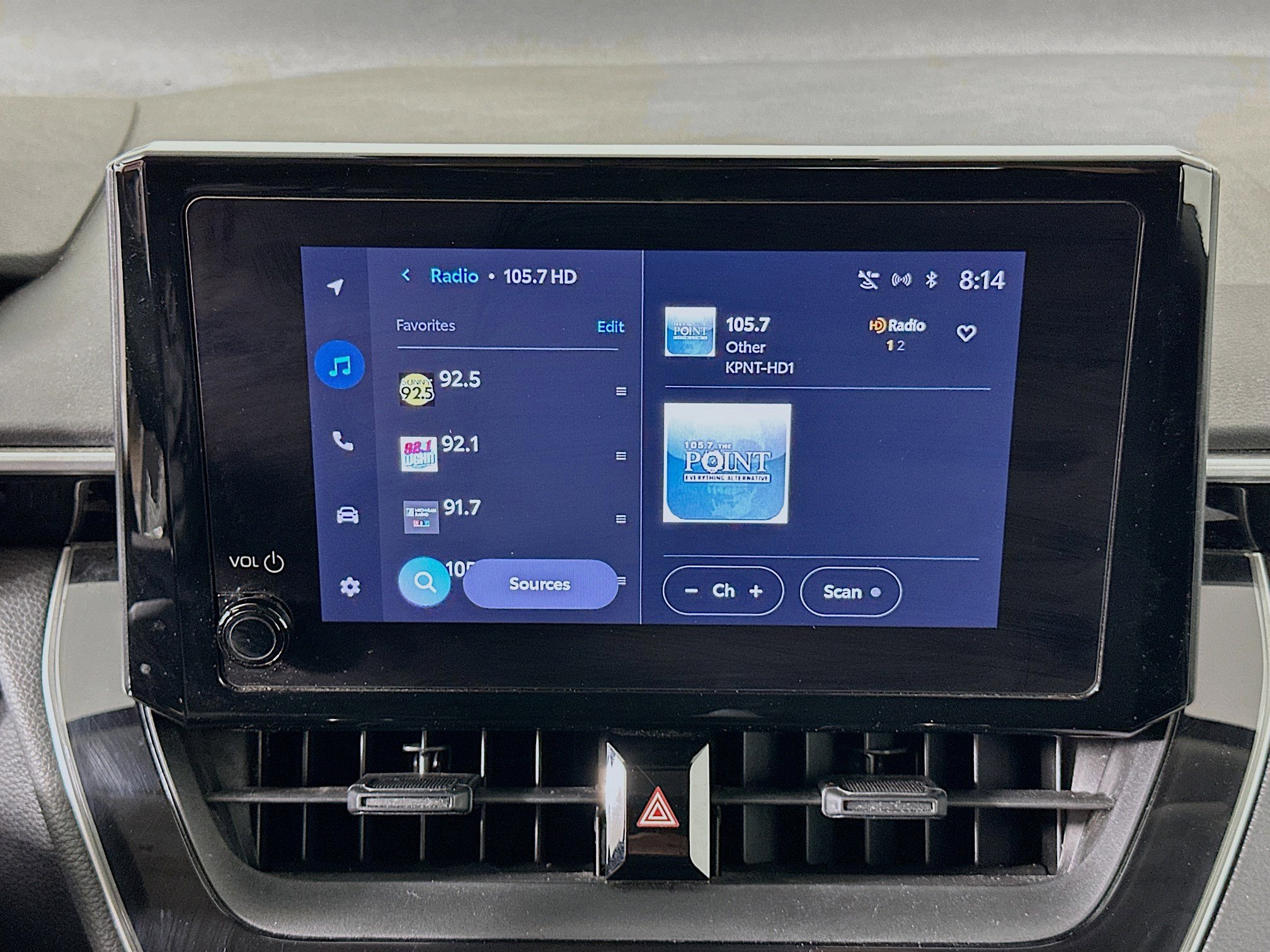 Used 2023 Toyota Corolla LE image 19