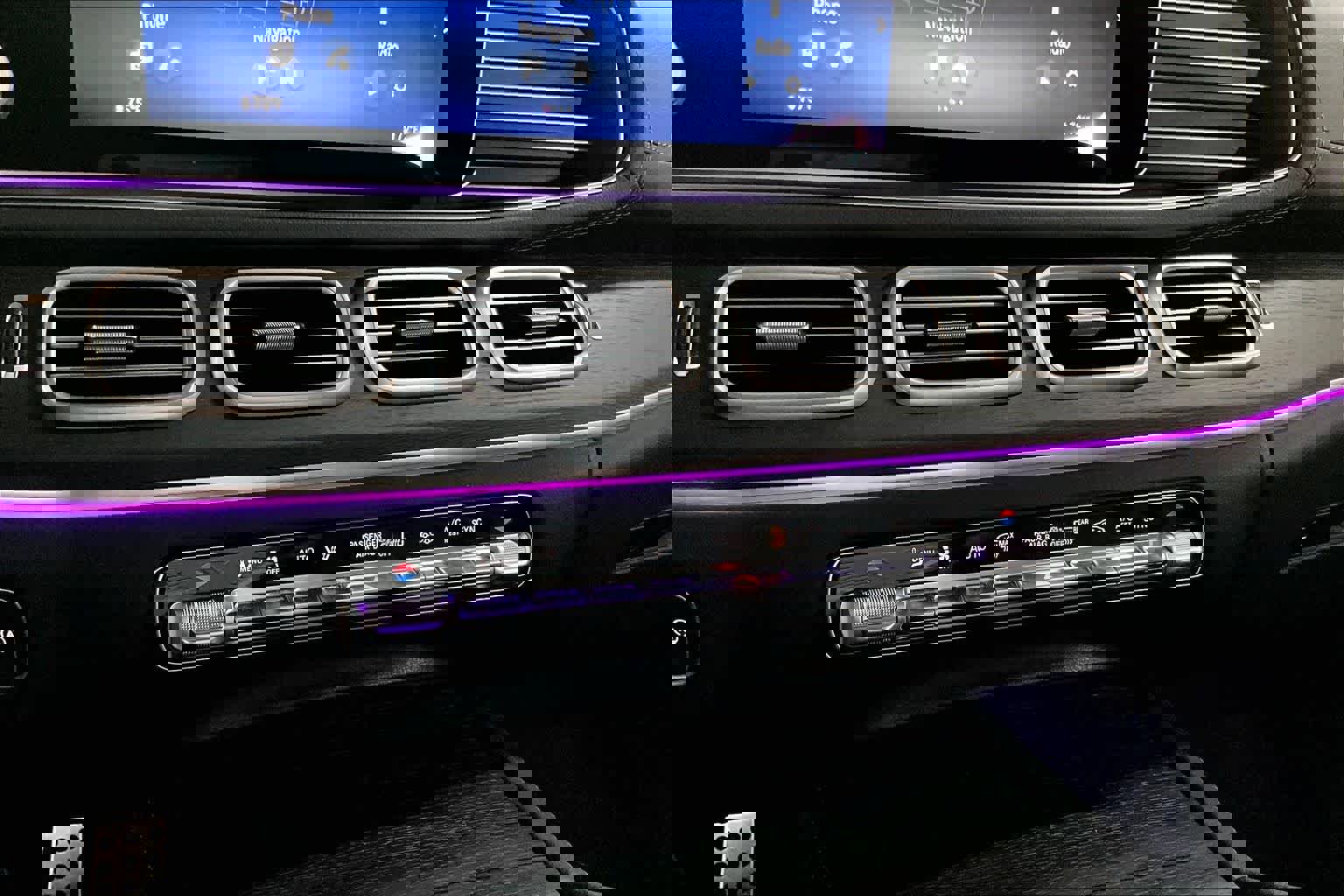 Used 2025 Mercedes-Benz GLS 450 GLS 450 image 35