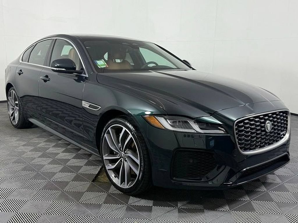New 2024 Jaguar XF R-Dynamic SE AWD/4WD image 10
