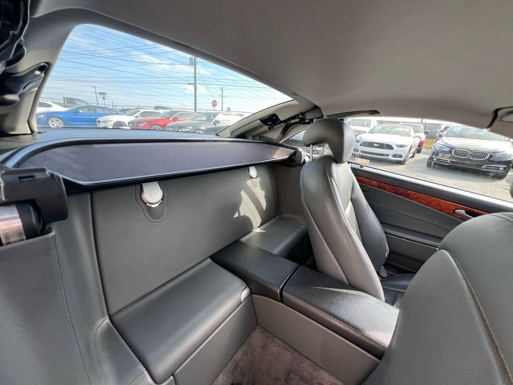 Used 2005 Mercedes-Benz SL 500 w/ AMG Sport Pkg image 12