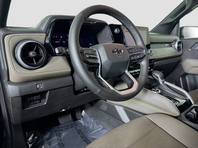 Used 2025 Chevrolet Colorado ZR2 AWD/4WD image 18
