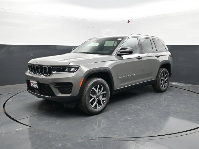 New 2027 Jeep Grand Cherokee Laredo X AWD/4WD image 4