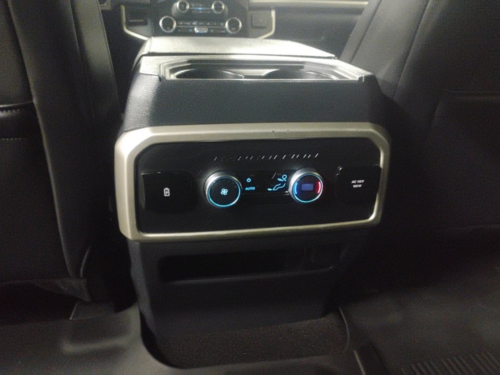 Certified 2023 Ford Expedition XLT image 19