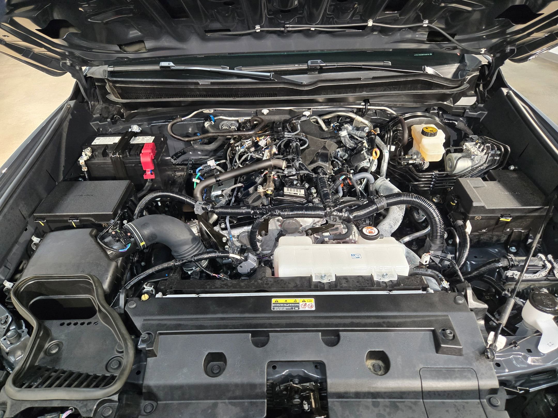 Used 2024 Toyota Tacoma SR image 35