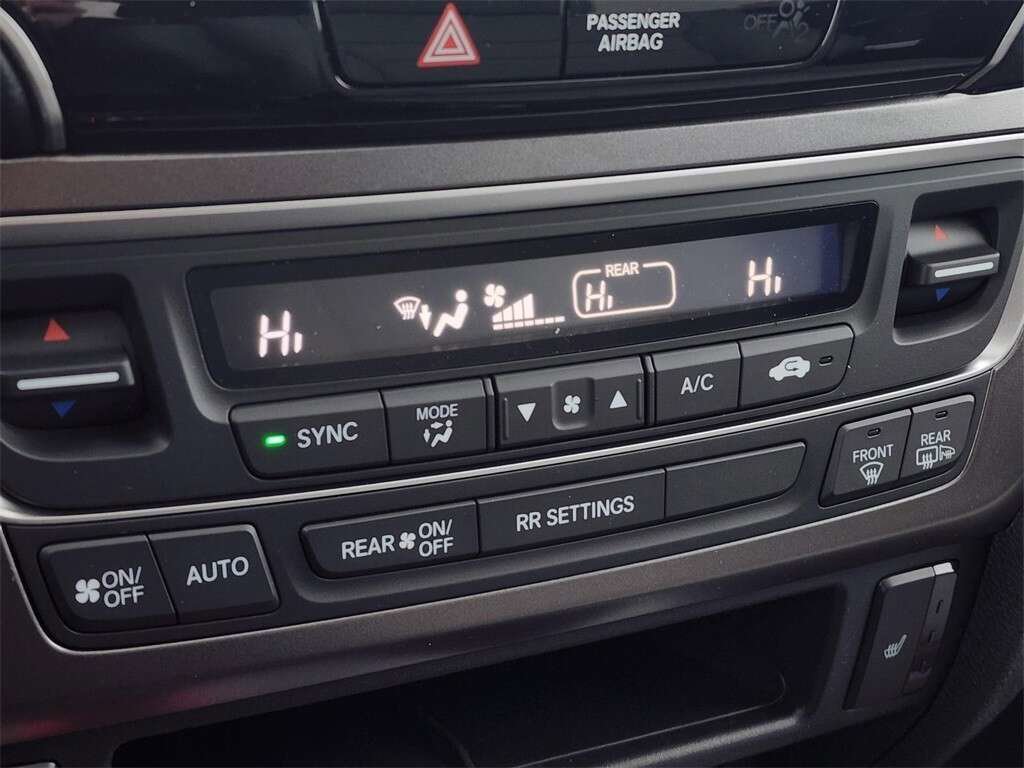 Used 2023 Honda Passport EX-L image 28