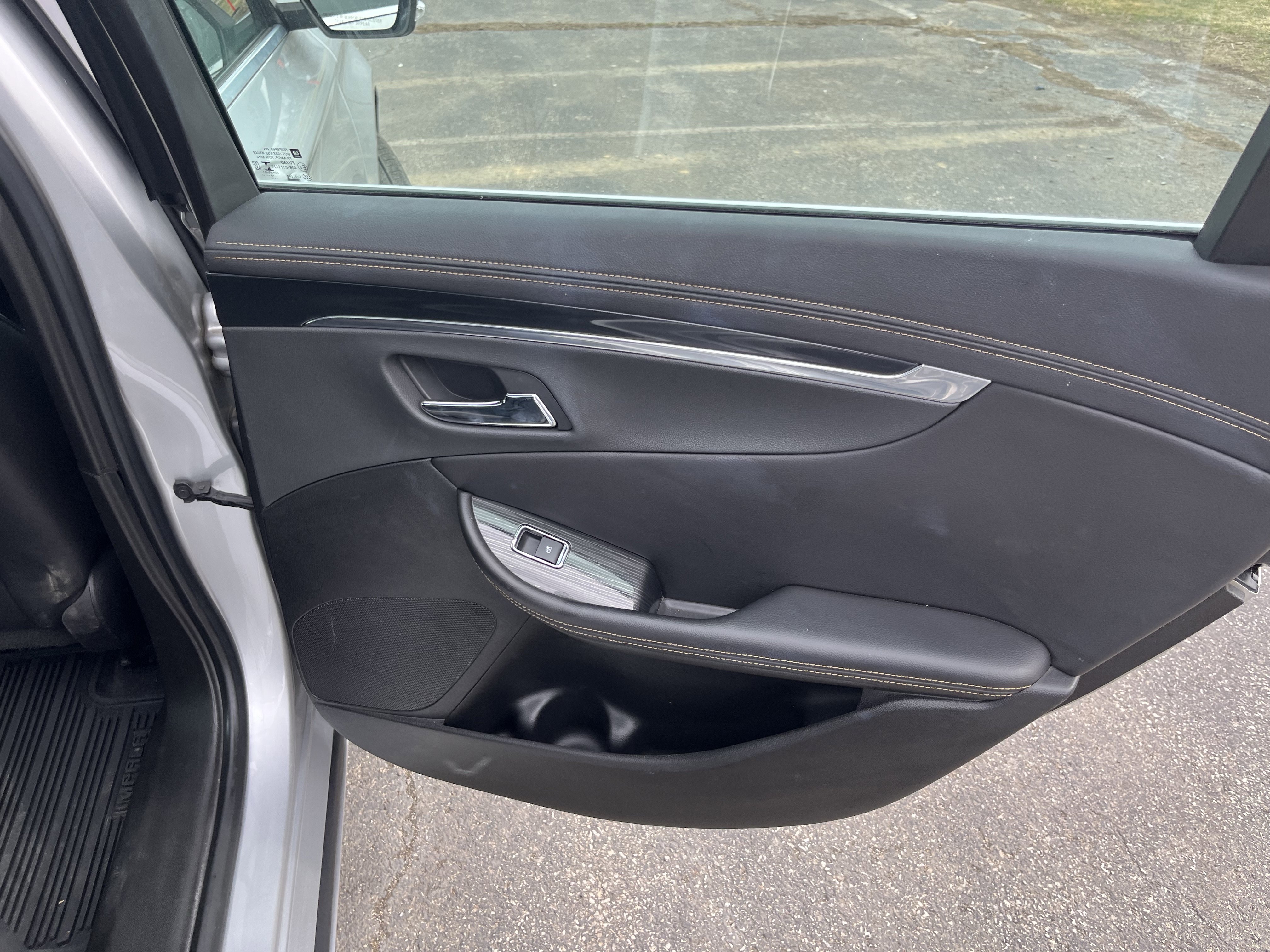 Used 2020 Chevrolet Impala LT image 13