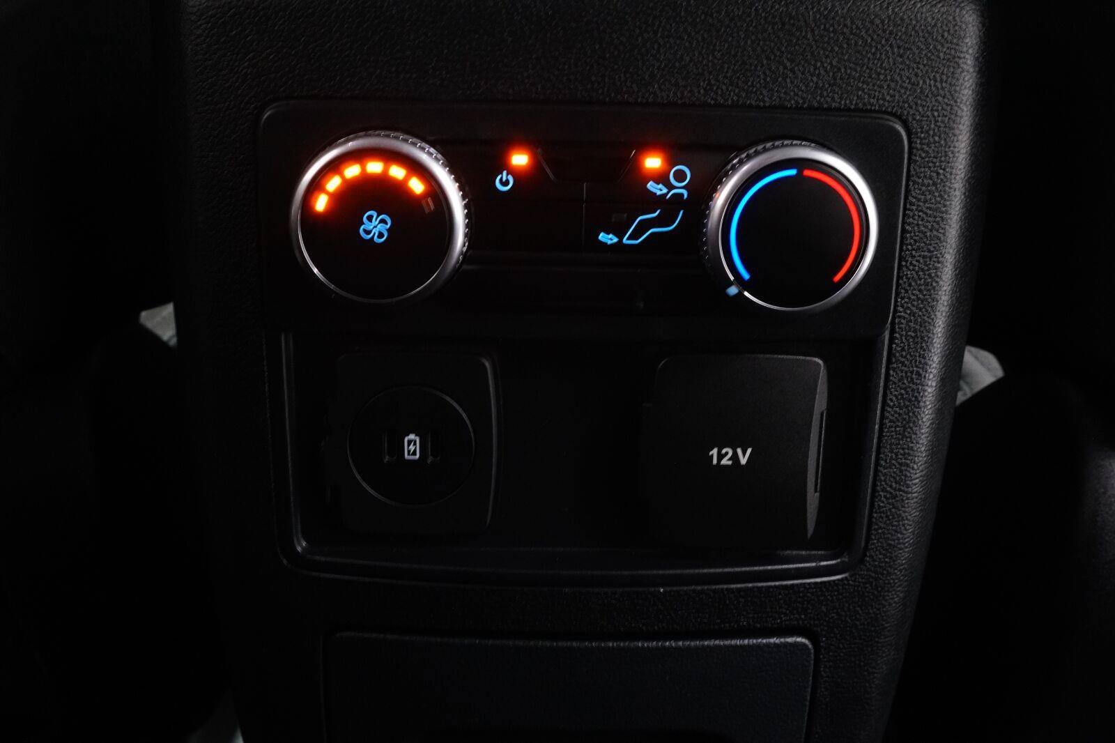 Used 2023 Ford Explorer XLT RWD image 28