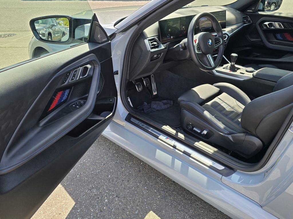 Used 2023 BMW M2 RWD image 18