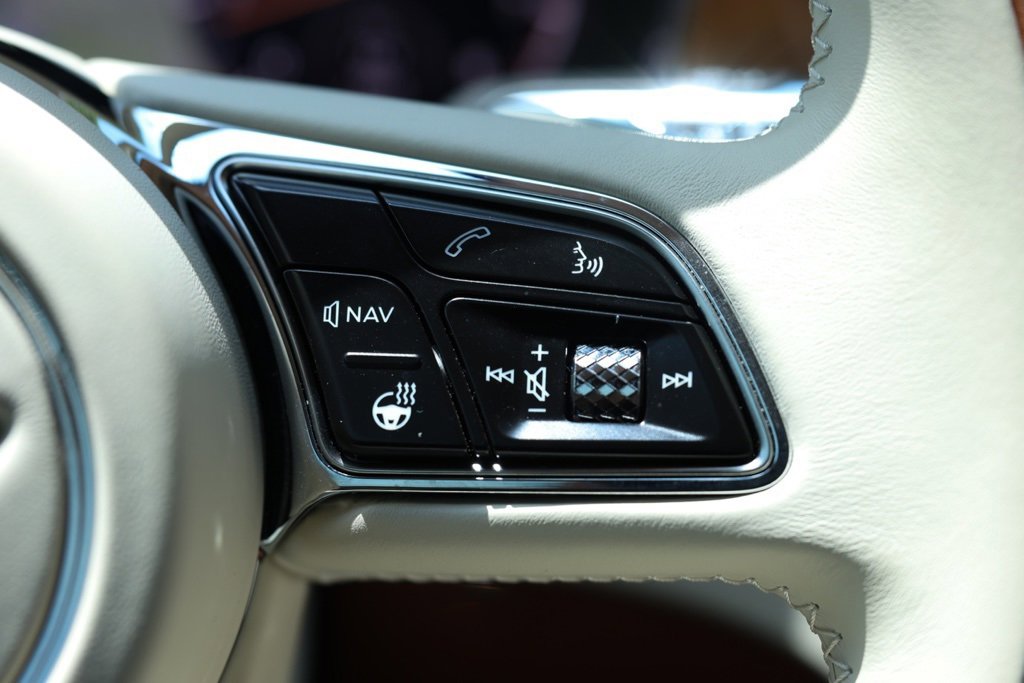 Used 2024 Bentley Continental GT image 22