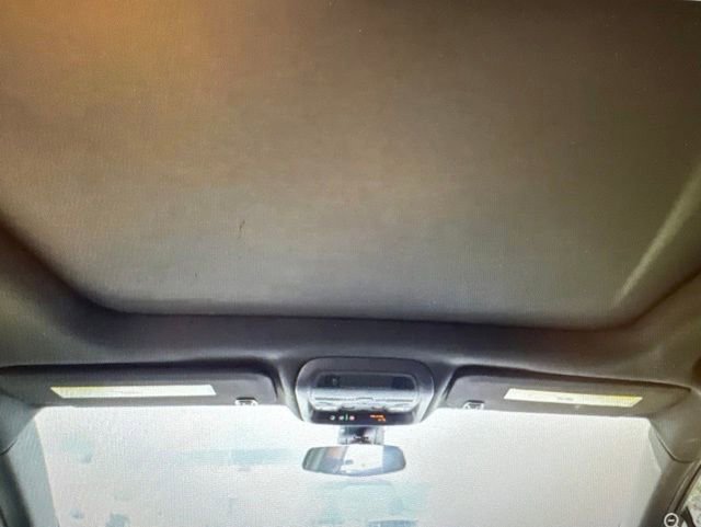 Used 2022 Cadillac XT5 Premium Luxury FWD image 3