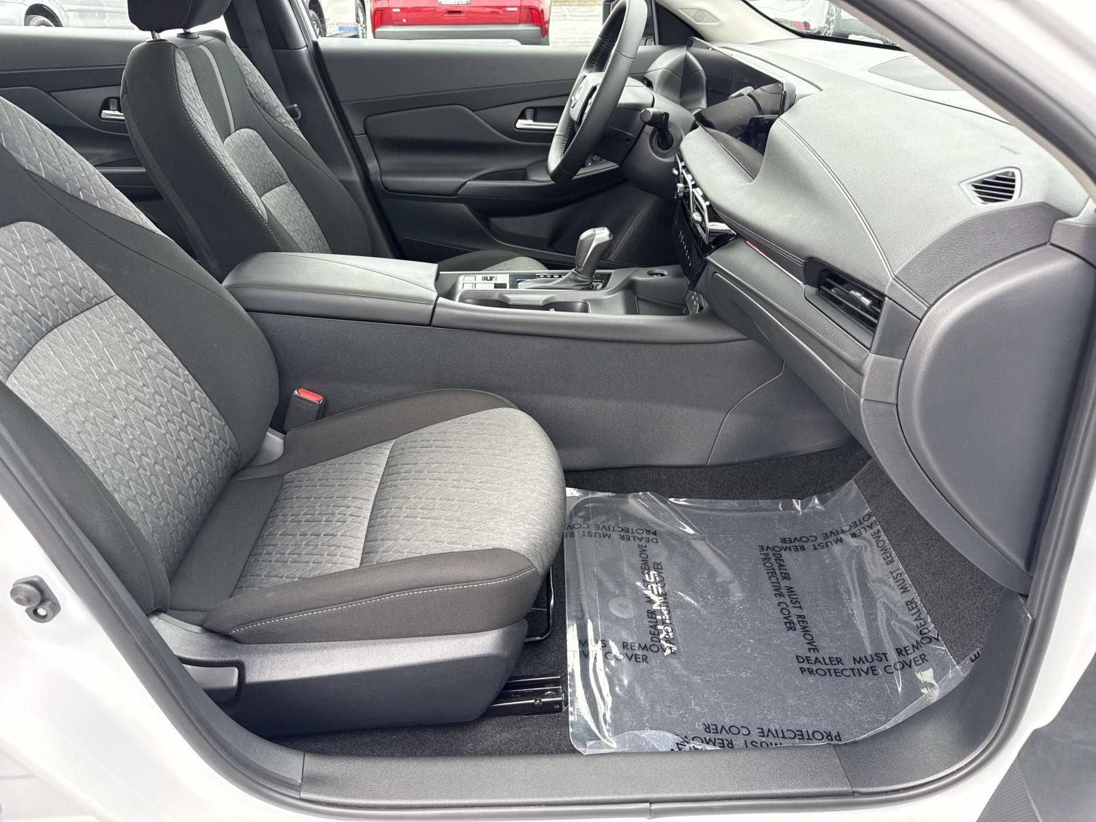 Certified 2026 Nissan Sentra SV w/ SV Convenience Package FWD image 25