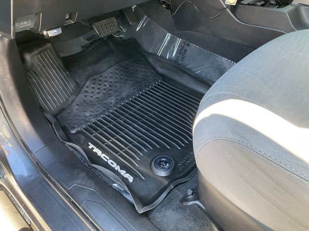 Used 2019 Toyota Tacoma SR5 image 20