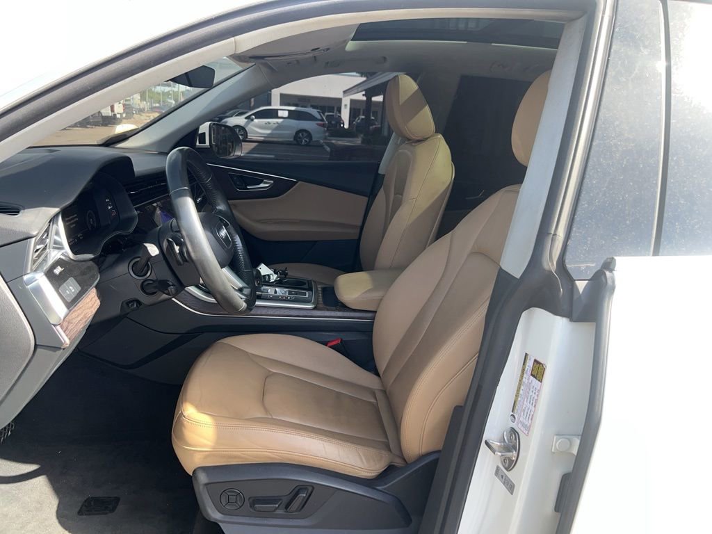 Used 2019 Audi Q8 Premium w/ Convenience Package image 14