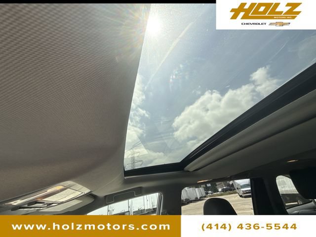 Used 2019 Toyota Highlander XLE AWD/4WD image 18