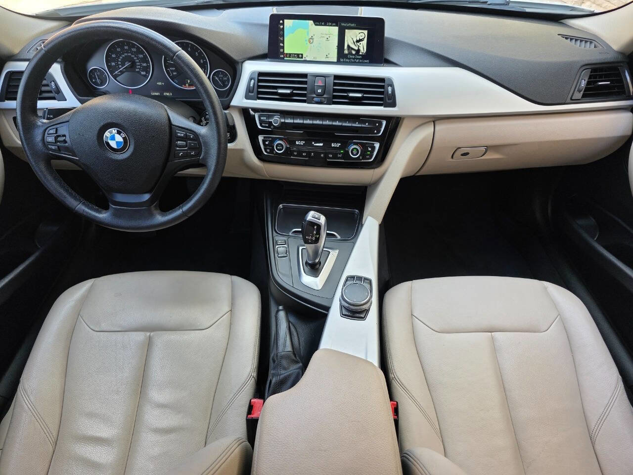 Used 2018 BMW 320i Sedan image 9