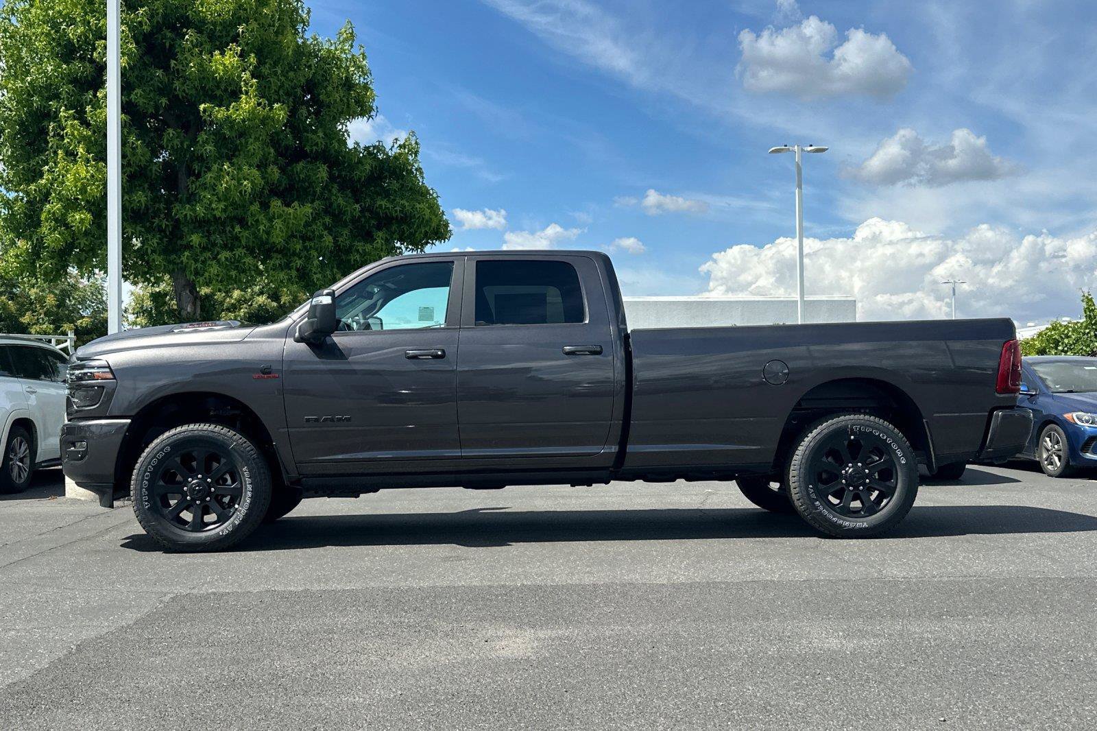 New 2026 RAM 3500 Laramie AWD/4WD image 6