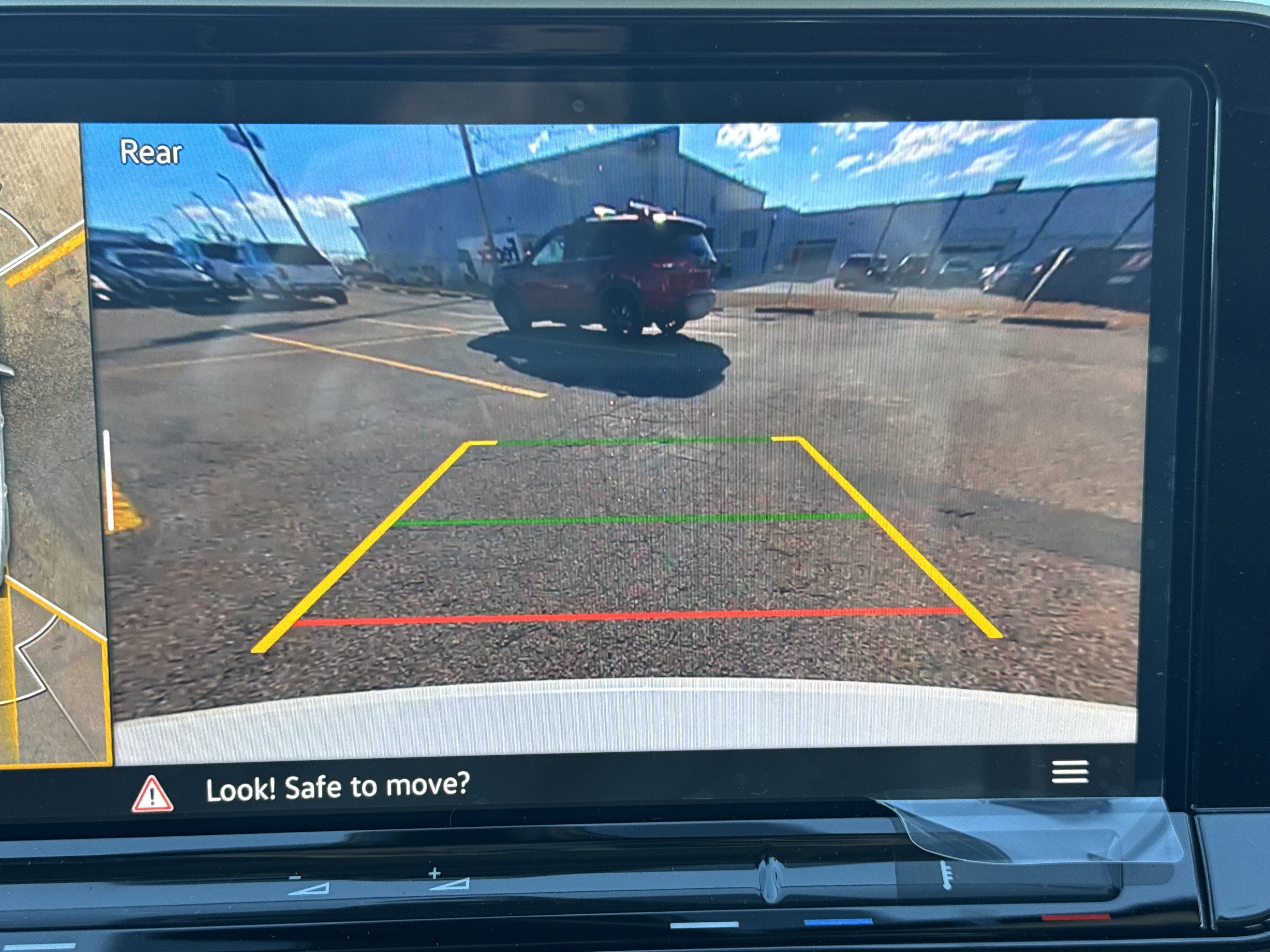 Used 2025 Volkswagen Atlas SEL Premium R-Line image 13