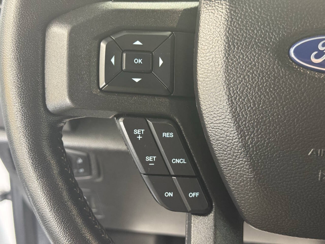 Used 2020 Ford F150 XLT w/ Equipment Group 302A Luxury AWD/4WD image 30
